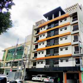 Exterior / Building 1 Verjandel Residences, Khách sạn SM City Novaliches