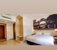 Kamar Tidur 7 Fivecord Hotel Solo