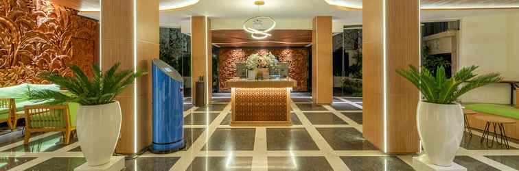 Lobi Cross Vibe Paasha Atelier Bali Kuta managed by Cross Hotels & Resorts