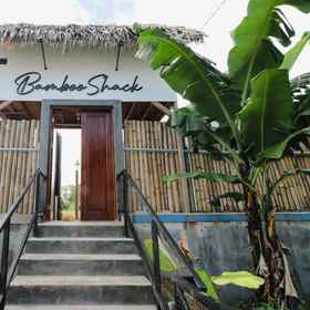 Exterior / Building 1 Bamboo Shack, Plaza Bukittinggi Hotels
