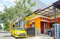 Bangunan SPOT ON 91931 Permata Brantas Syariah Homestay