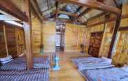 Functional Hall 2 Retreat Home Ban Doi Moc Chau