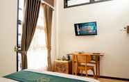 Kamar Tidur 7 Briggs Inn Surabaya