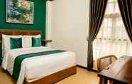 Kamar Tidur 3 Briggs Inn Surabaya