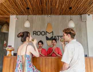 Lobi 2 Roomates Hostel Canggu by Ini Vie Hospitality