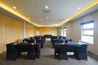 ห้องประชุม Front One Hotel Pasir Koja Bandung