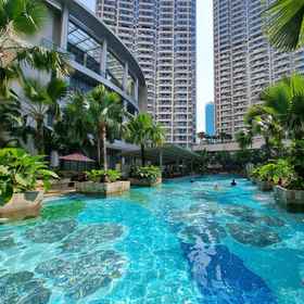 Swimming Pool 1 Taman Anggrek Residence By Gin, Grogol Petamburan Hotels