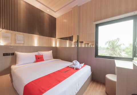 Bedroom Reddoorz near Exit Toll Sirkuit Sentul