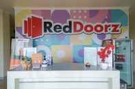 Lobi Reddoorz near Exit Toll Sirkuit Sentul