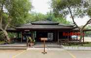 Exterior 2 RedDoorz Resort @ Taman Wisata Mangrove