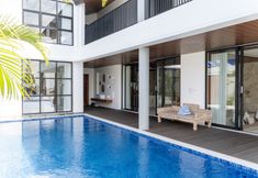 スイミングプール 6 6 BR sunshine city view villa with a private heated pool