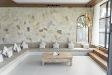 娯楽施設 6 BR sunshine city view villa with a private heated pool