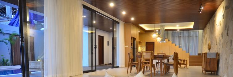 ロビー 6 BR sunshine city view villa with a private heated pool