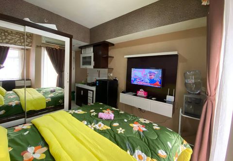 Bedroom springlake summarecon by red promo