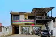 Exterior Capital O 92228 Cozy Bromo Homestay