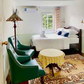 Bedroom 1 RQ Timeless Dinsor Cultural Heritage House, Bansomdejchaopraya Rajabhat University Hotels