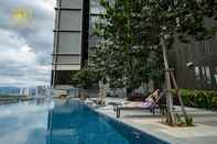 Swimming Pool Pavilion Embassy Suites KLCC