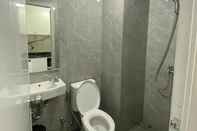 In-room Bathroom Apartemen sayana aman dan nyaman Terbaik