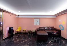 Common Space 7 Sans Hotel Rumah Kita Daan Mogot by RedDoorz