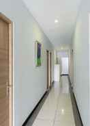 null RedDoorz near Puri Indah Lippo Mall 2