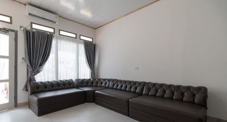 Lobby 2 RedDoorz Syariah near Jakabaring Sport City Palembang