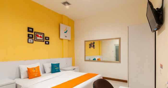 Kamar Tidur Sans Hotel Finest Medan