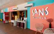 Lobi 7 Sans Hotel Finest Medan