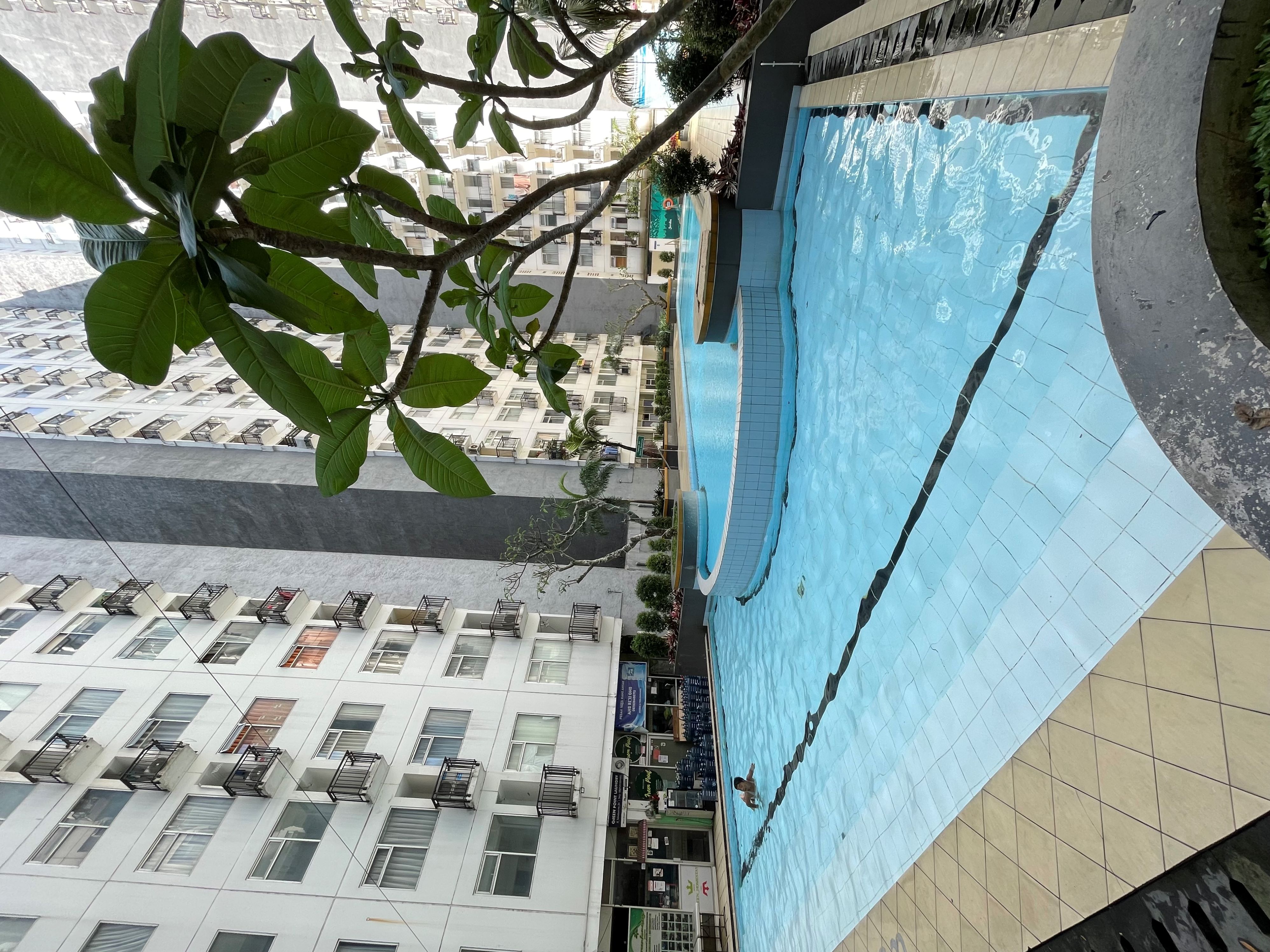 Swimming Pool 1 ハイ・リビン・アパートメント・チハンペラス, Dr. Hasan Sadikin Bandung Hospital ホテル