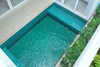 Swimming Pool Rim Chaam By RoomQuest 