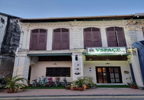 Exterior Vspace Guesthouse Capsule & Cafe