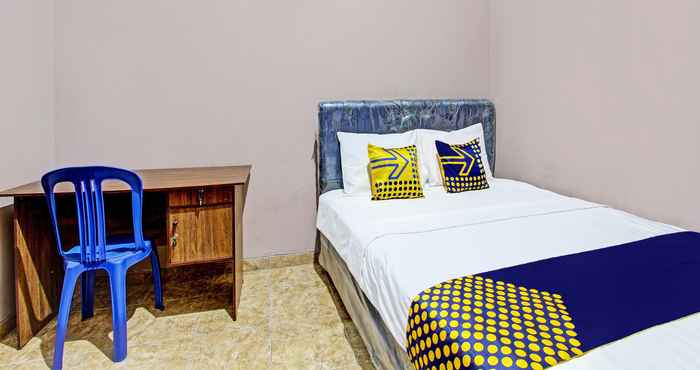 Kamar Tidur SPOT ON 92373 Kristin Homestay 2