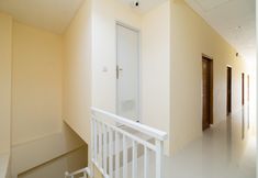 Exterior 2 RedDoorz @ Kemanggisan Raya