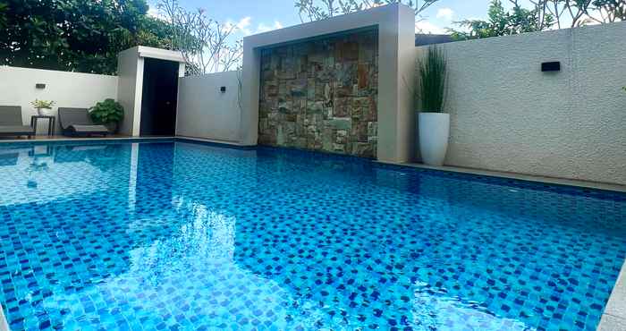 Kolam Renang Luxurious Villa @Vimala Hills (12 ppl)