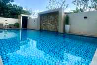 Kolam Renang Luxurious Villa @Vimala Hills (12 ppl)