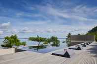 Swimming Pool Innit Lombok