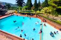 Swimming Pool Sangga Buana Resort & Convention Hotel