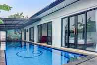 Swimming Pool Collection O 92465 Sawangan Guest House Syariah