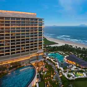 Exterior / Building 1 New World Hoiana Beach Resort, 会安 酒店