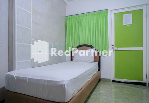 Others Pondok Hijau Syariah Mitra RedDoorz @ Citraland Surabaya