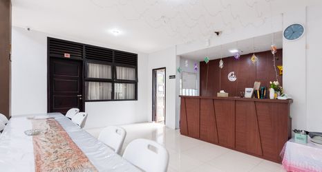 Lobi 2 RedDoorz Syariah near Banda Aceh Convention Hall