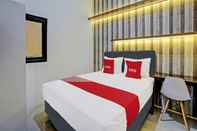 Bedroom OYO 92435 Sunlo Cozy Home Syariah