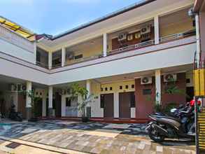 ภายนอกอาคาร 4 Super OYO 92437 Wahidin Guesthouse