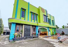 外觀 4 SPOT ON 92445 Mutiara Indah Hotel