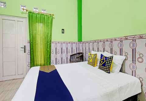 Bedroom SPOT ON 92445 Mutiara Indah Hotel
