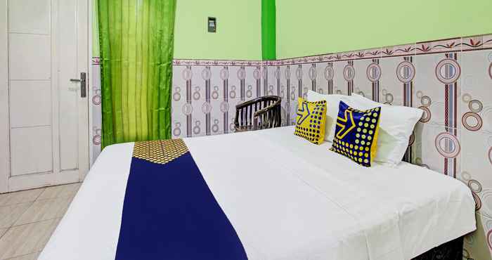Bedroom SPOT ON 92445 Mutiara Indah Hotel