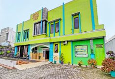 外觀 2 SPOT ON 92445 Mutiara Indah Hotel