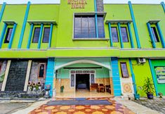 外觀 3 SPOT ON 92445 Mutiara Indah Hotel