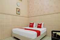 Bilik Tidur OYO 92454 Griya Raharja Guest House Syariah 