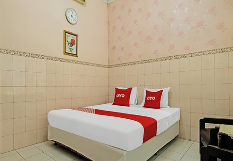 Kamar Tidur OYO 92454 Griya Raharja Guest House Syariah 