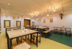 Common Space 2 RedDoorz @ Taman Galaxy Bekasi